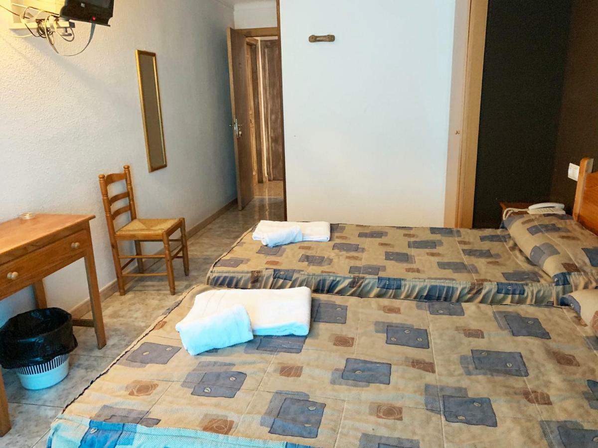 Hotel Barcelona ซานต์จูเลีย เด โลเรีย ภายนอก รูปภาพ